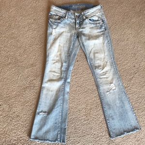 American Eagle Light wash jeans